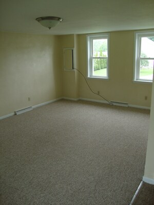 Sala de estar - 415 Oak Dr