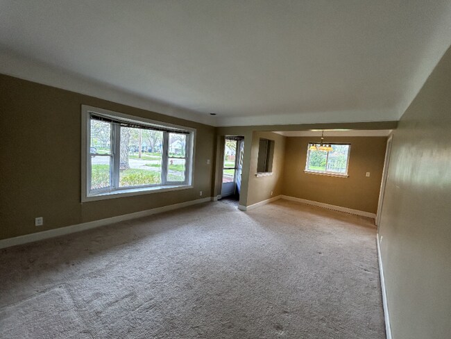 Foto del edificio - 4024 W Webster Rd