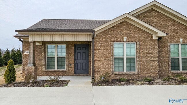 Foto del edificio - 16769 Newby Chapel Rd