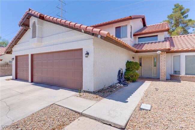 Building Photo - 1517 Kirby Dr