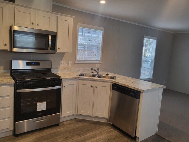 Foto del edificio - 68 Ash Ave