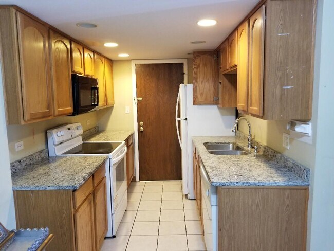 Foto del edificio - 12817 Carriage Ln