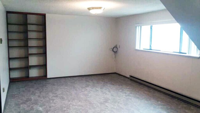 Foto del edificio - 3017 S University Rd