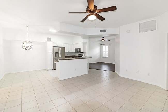 Building Photo - Mirabella Annual Condo for Rent