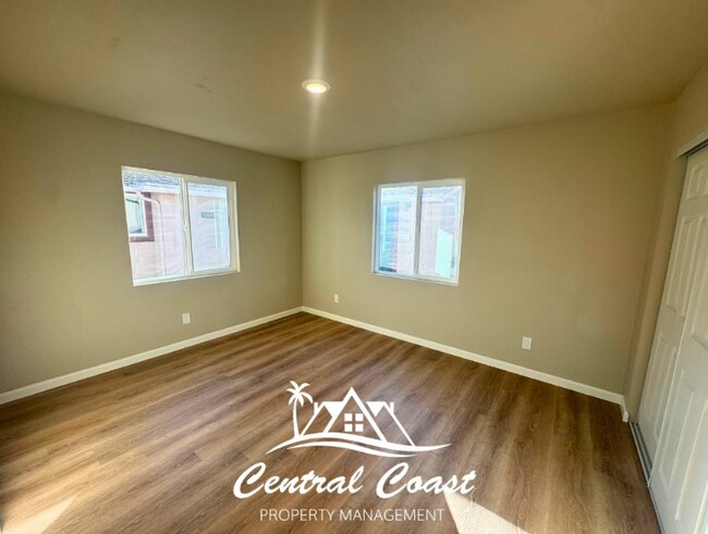 Foto del edificio - 0 S Hart Dr