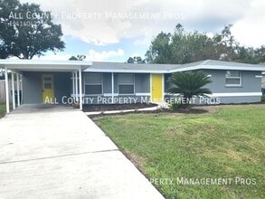 Building Photo - 5425 San Jose Dr