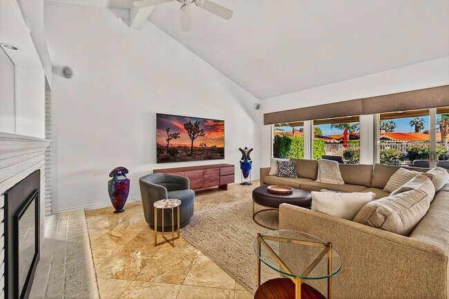 Foto del edificio - 45668 Pueblo Rd