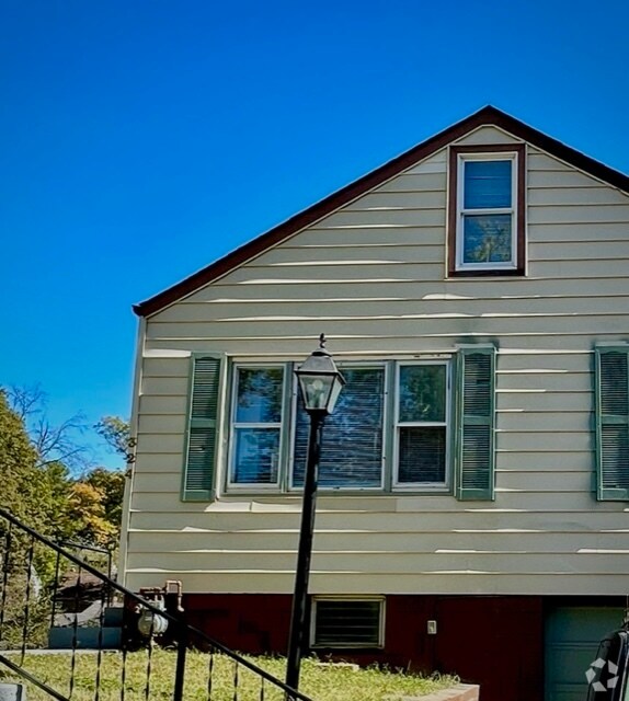 Ferguson Park Houses under 1,000 Ferguson, MO 5 Homes