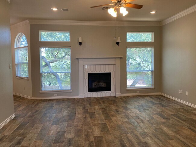 Foto del edificio - 4 BEDROOM IN RED ROCK, BELTON ISD