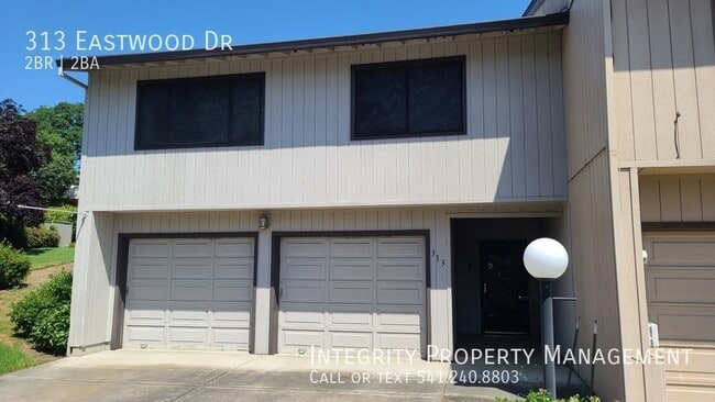 Building Photo - 313 Eastwood Dr