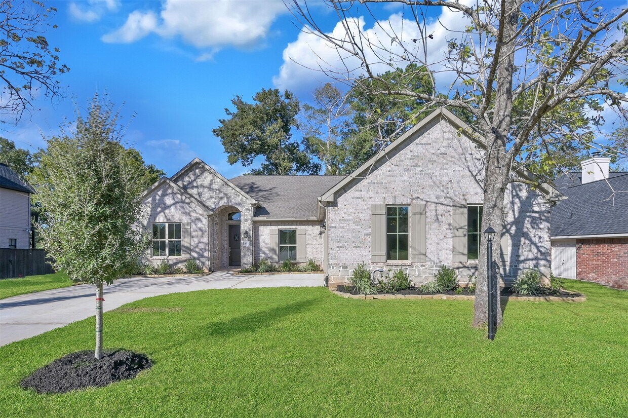 Foto principal - 43 Wilmington Dr