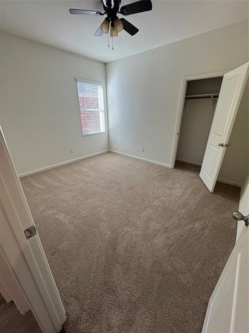 Foto del edificio - 812 Cherry Blossom St