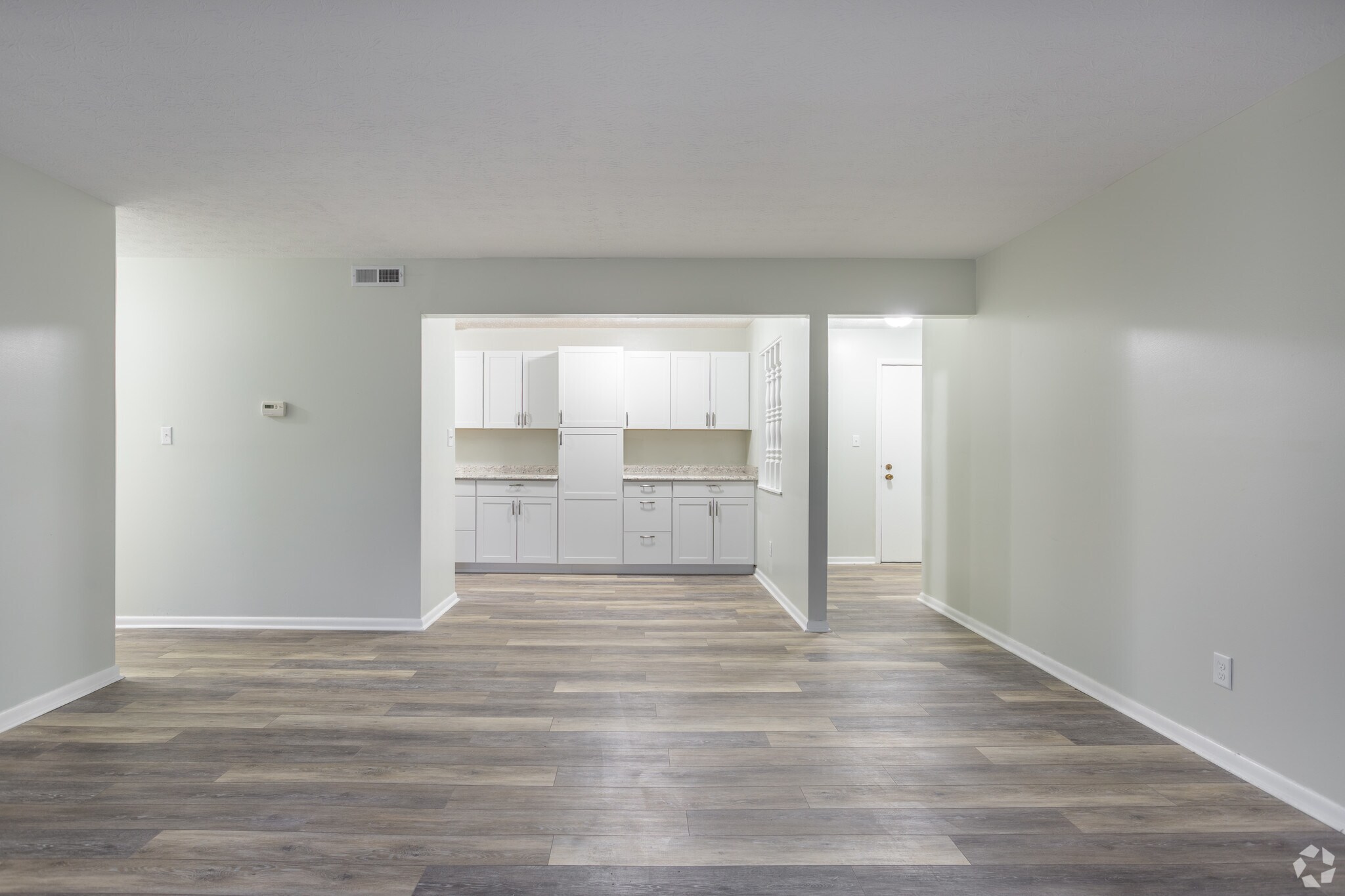 River Knolls Apartments – photo 5