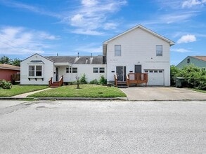 Building Photo - 5309 Perry Ave