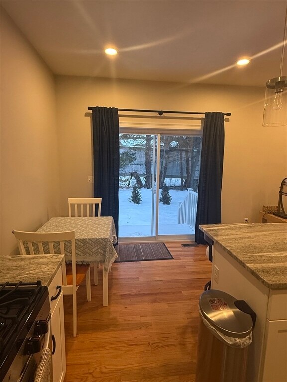 Foto del edificio - 10 Dora Dr