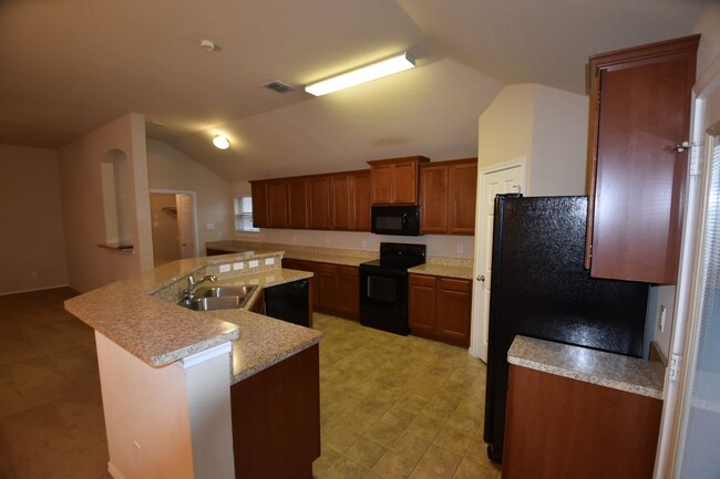 Building Photo - 6537 Sierra Madre Dr