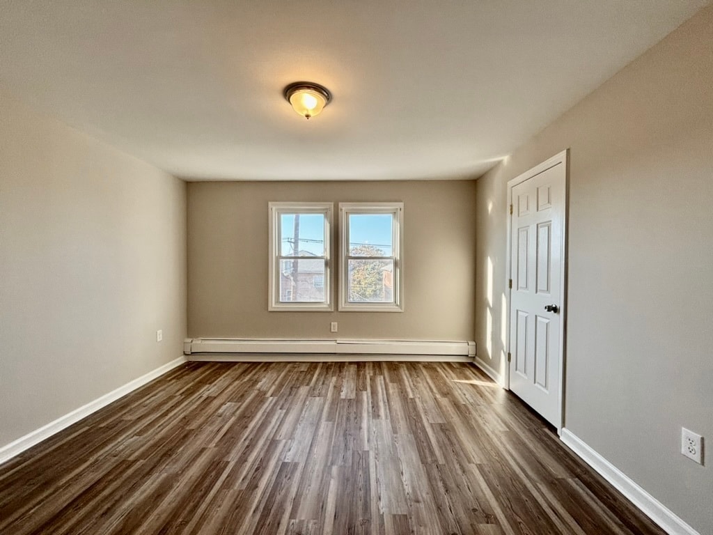 Dormitorio - 760 Grove St