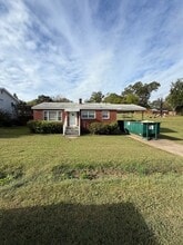 Building Photo - 217 City View Cir