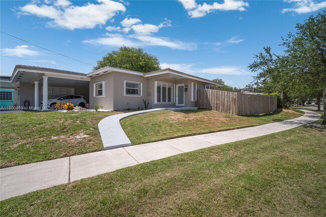 Building Photo - 8901 SW 149th Terrace