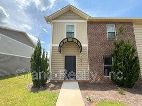 Building Photo - 4417 Village Oak Ln