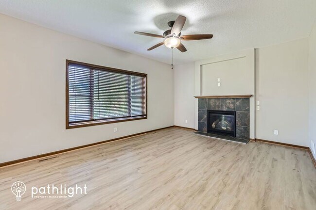 Foto del edificio - 7230 Quigley Ave NE