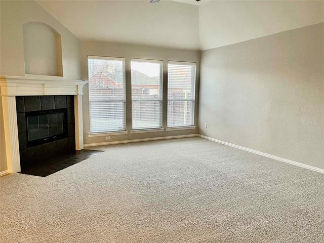 Foto del edificio - 1600 Pleasant Valley Ln