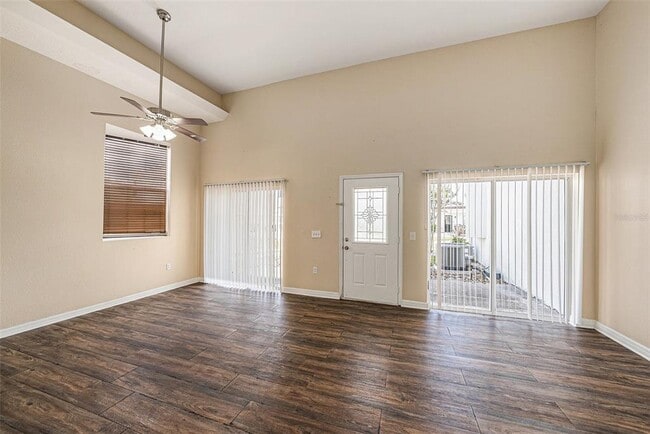 Building Photo - 9519 Citrus Glen Pl
