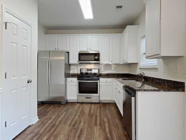 Building Photo - 4150 Arch Pass