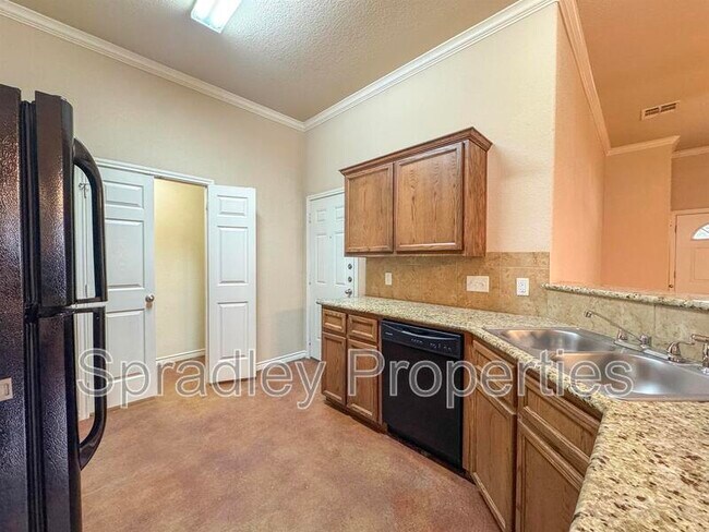 Foto del edificio - 521 Pepper Spring Ct