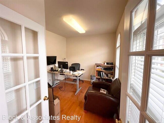 Foto del edificio - 4 br, 2.5 bath House - 5233 Pine Hall Wynd
