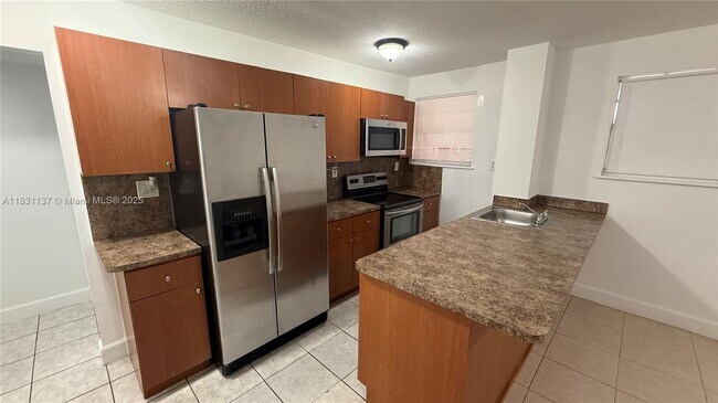 Foto del edificio - 14180 NW 22nd Ave