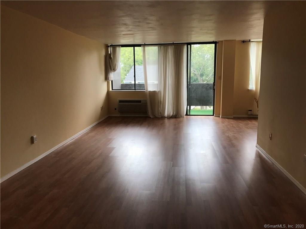 155 Brewster St Unit 3H, Bridgeport, CT 06605 Condo for Rent in