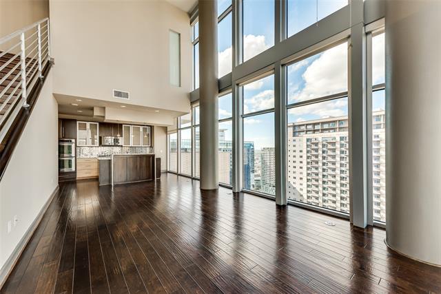 Foto del edificio - 1701 Cedar Springs Rd