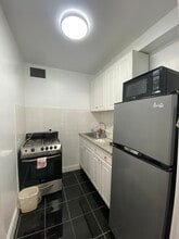Building Photo - 321 E 48th St