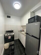 Building Photo - 321 E 48th St