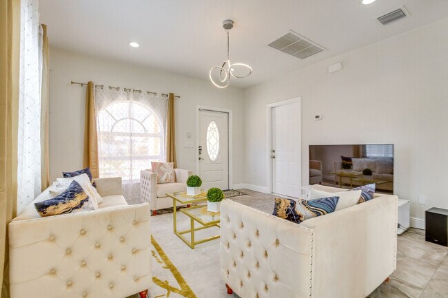 Foto del edificio - 2601 NW 15th Ct