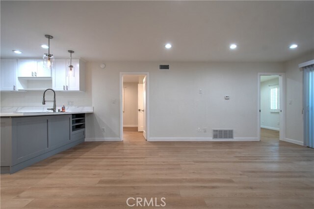 Building Photo - 17522 Vandenberg Ln