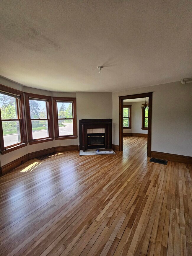 Foto del edificio - 2121 Jefferson St