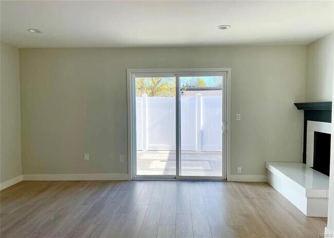 Foto del edificio - 8466 Quartz Ave