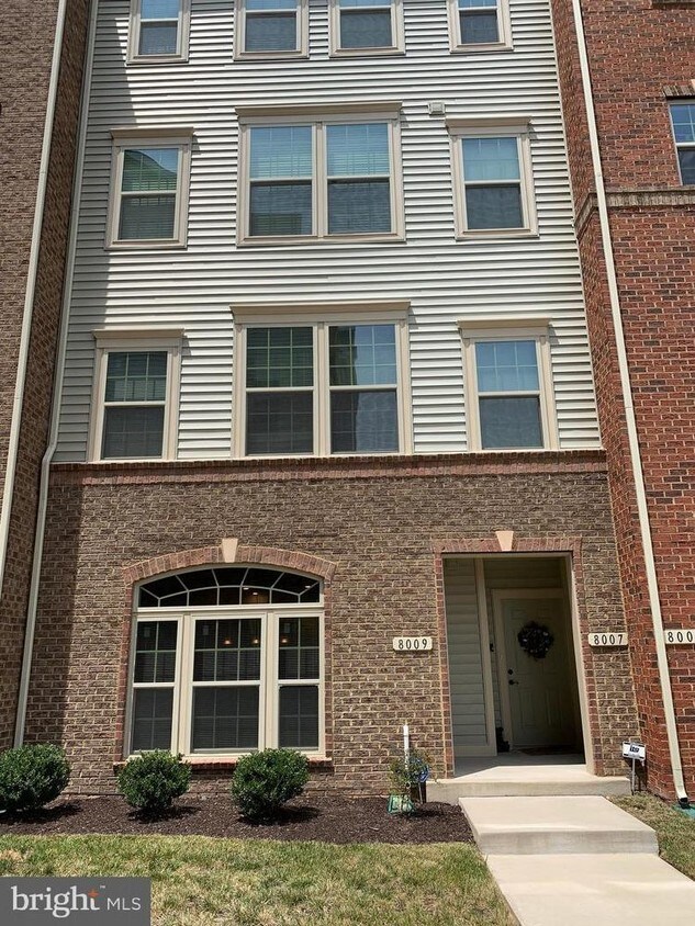 8009 Orchard Grove Rd, Odenton, MD 21113 Apartment for Rent in