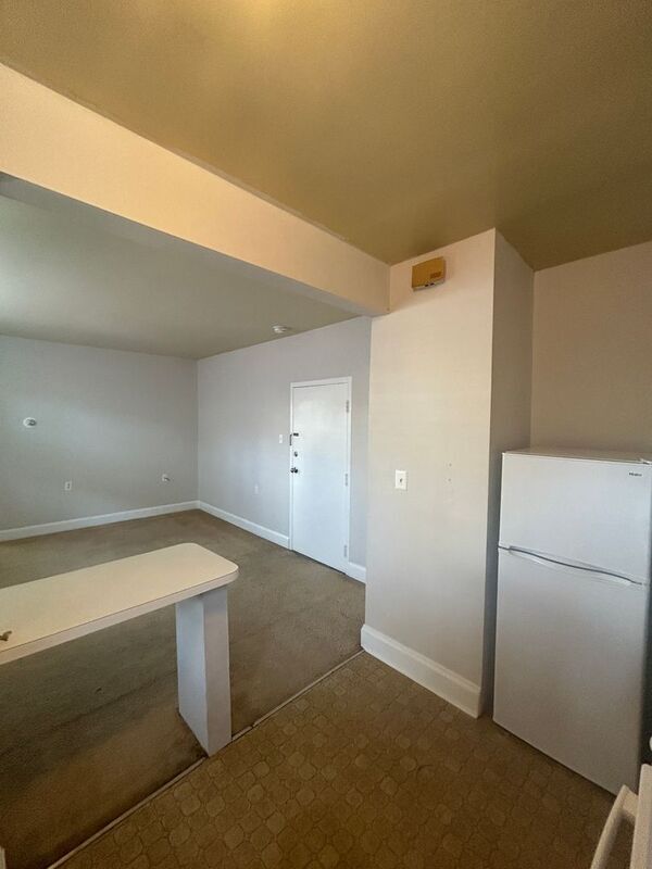 Foto del edificio - 108 N Jefferson St