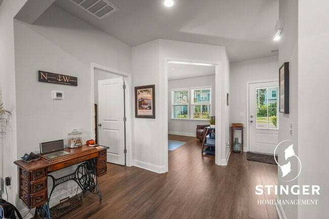 Foto del edificio - 1235 Salty Hammock Ct