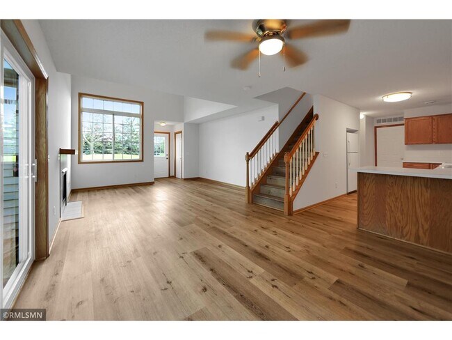 Foto del edificio - 17397 Glacier Wy