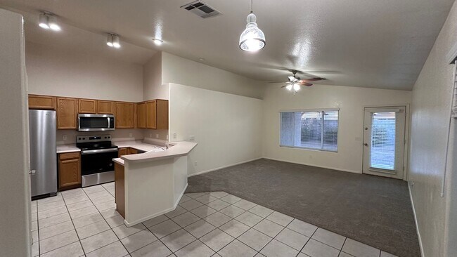 Building Photo - 8560 W Laurel Ln