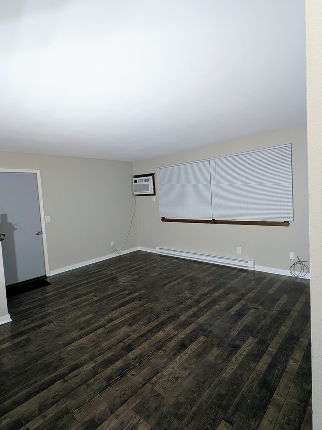 Foto del edificio - 5182 Seaton Hall Dr