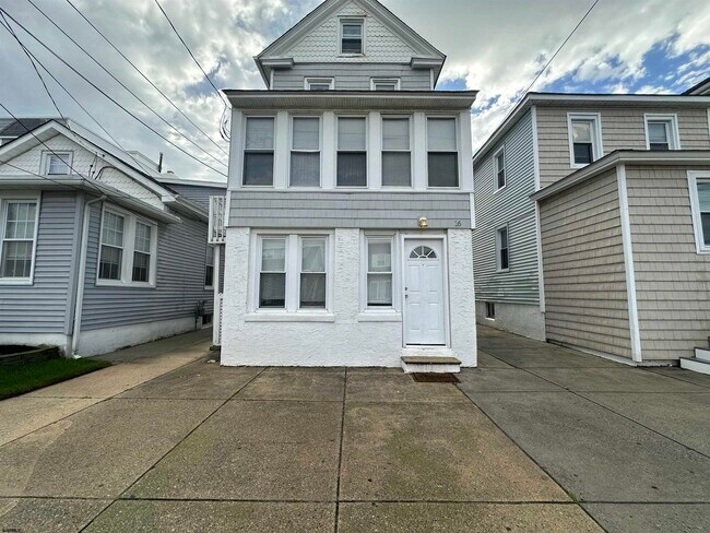 Foto del edificio - 16 S Washington Ave