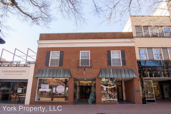 Building Photo - 420 E Main St
