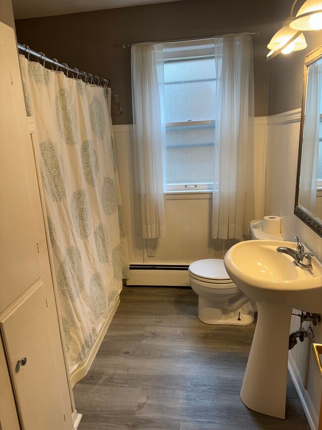 Bathroom - 1704 S Whittier Ave