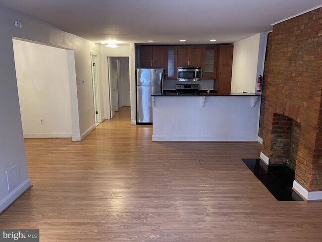 Foto del edificio - 1320 T St NW