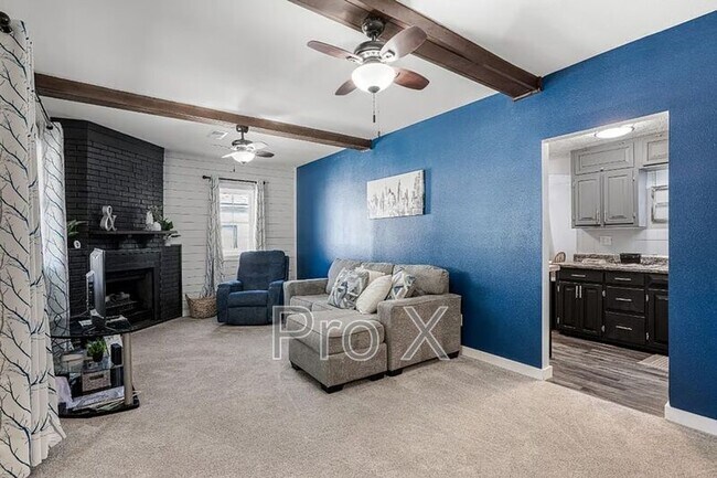 Building Photo - 415 N Pennsylvania St